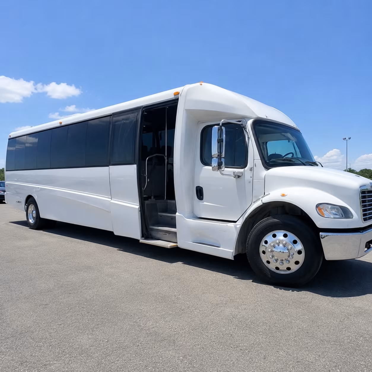 airport transfer buses between westland and detroit metro dtw