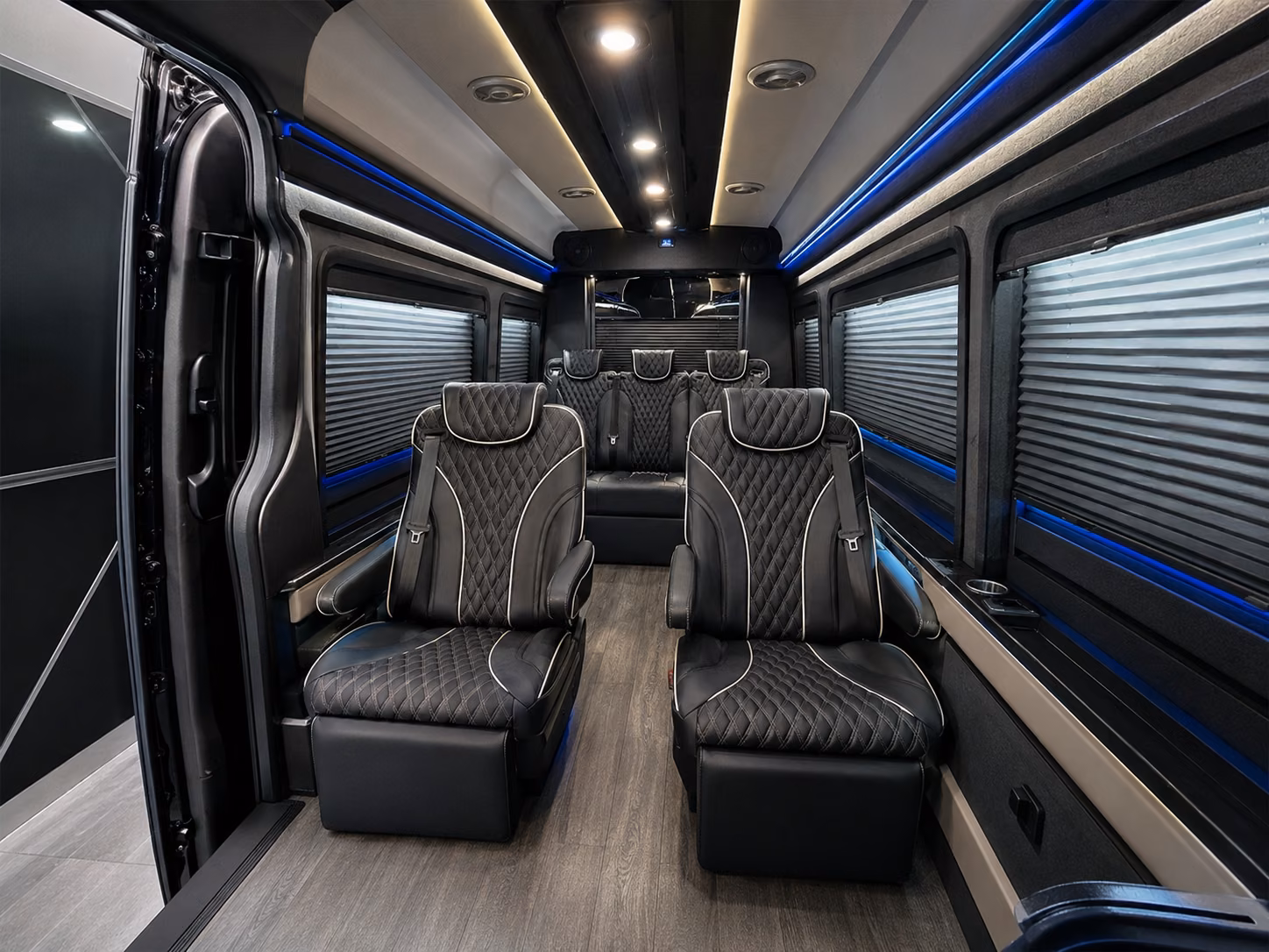 airport transfers for sports teams athletic groups traveling out of westland